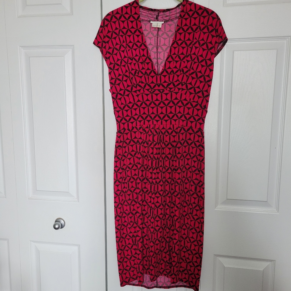 Fuchsia and black London Times professional dress